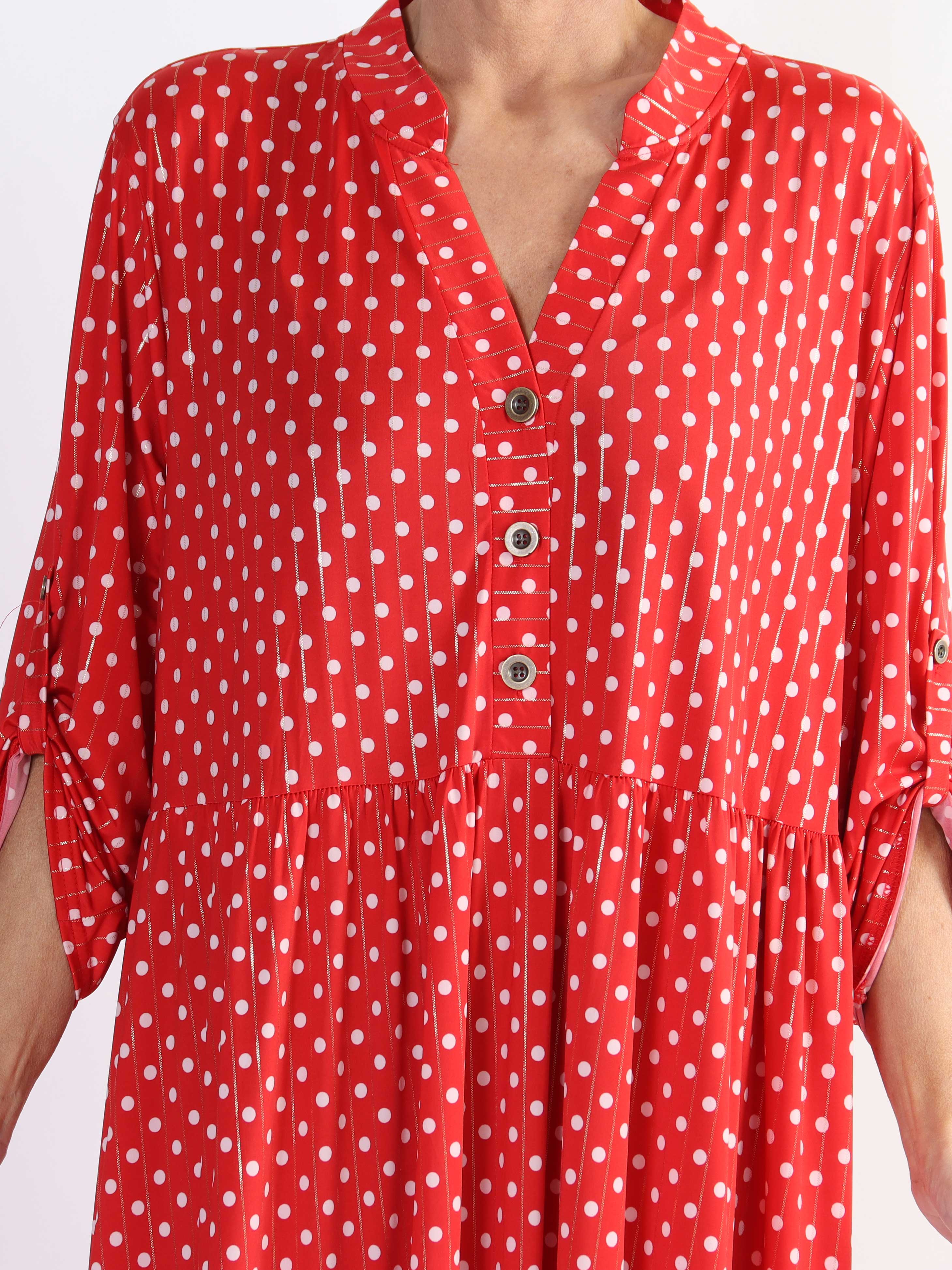 Milano Dot - Lång plus size-klänning med prickar och lager-på-lager-look